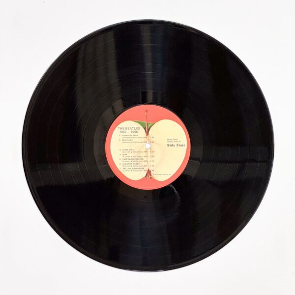 Additional image for album 1962-1966 by The Beatles