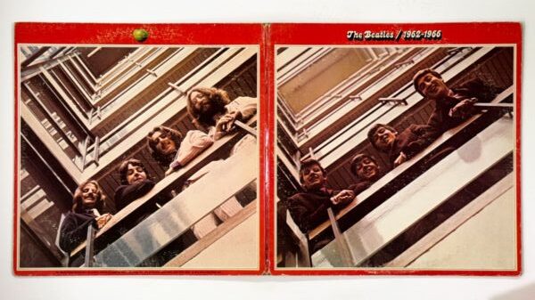 Additional image for album 1962-1966 by The Beatles