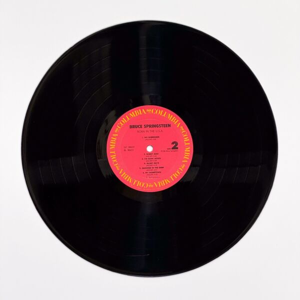Back of the record Born In The U.S.A. by Bruce Springsteen