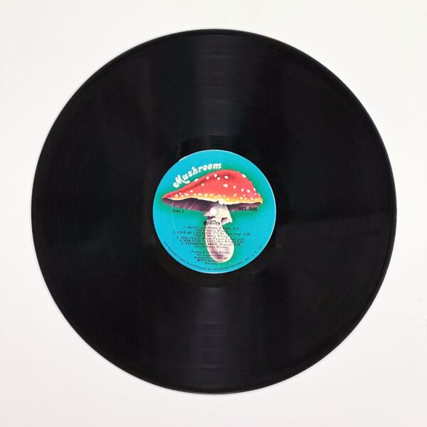 Back of the record Dreamboat Annie by Heart