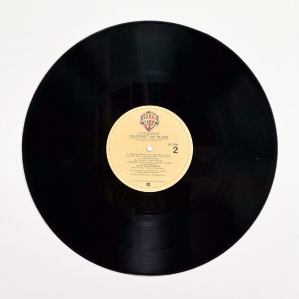Back of the record Feats Don't Fail Me Now by Little Feat