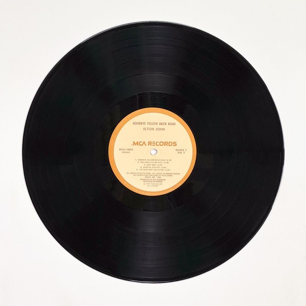 Back of the record Goodbye Yellow Brick Road by Elton John