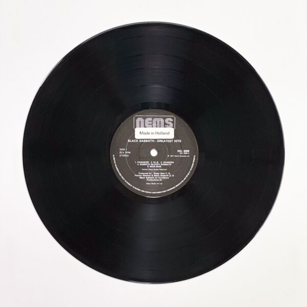 Front of the record Greatest Hits by Black Sabbath