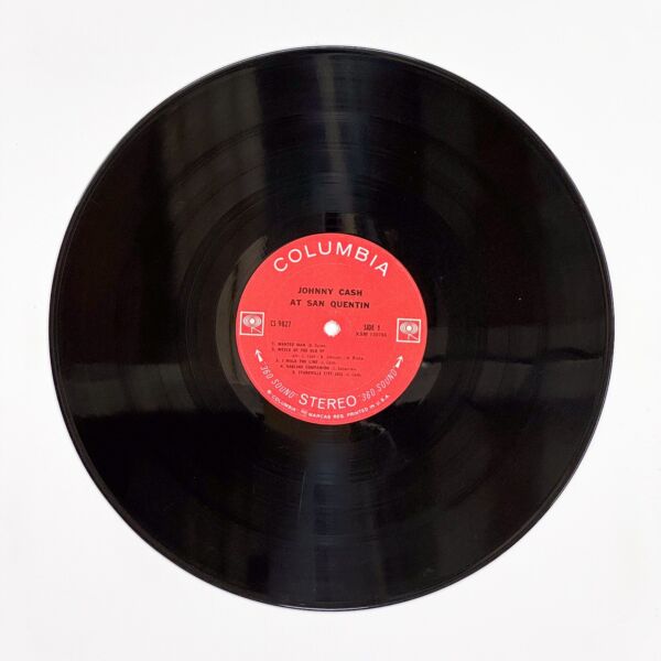 Front of the record Johnny Cash At San Quentin by Johnny Cash