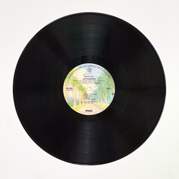 Front of the record Moondance by Van Morrison