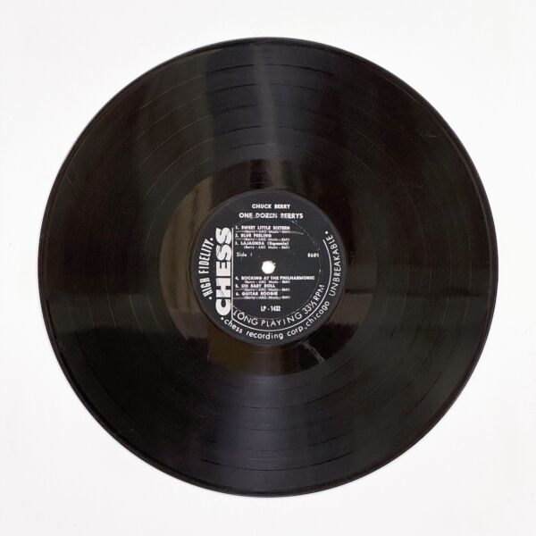 Front of the record One Dozen Berrys by Chuck Berry