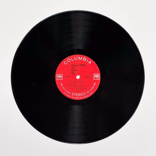 Front of the record Parsley, Sage, Rosemary And Thyme by Simon & Garfunkel