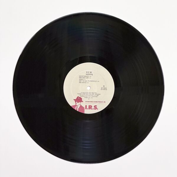 Back of the record Reckoning by R.E.M.