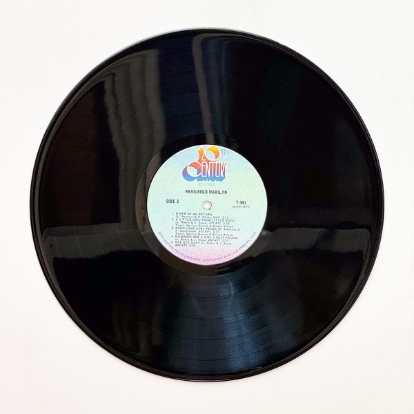 Back of the record Remember Marilyn by Marilyn Monroe