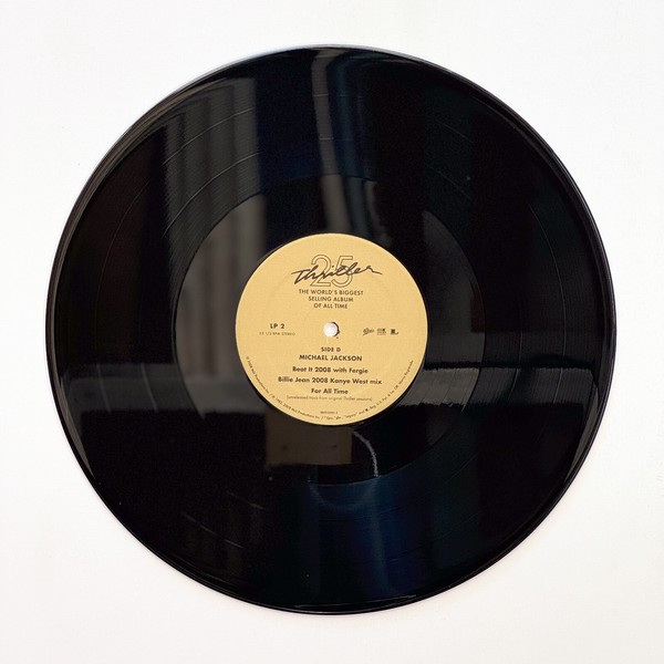 Additional image for album Thriller: 25th Anniversary Edition by Jackson, Michael