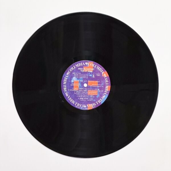 Front of the record Tug Of War by Paul McCartney