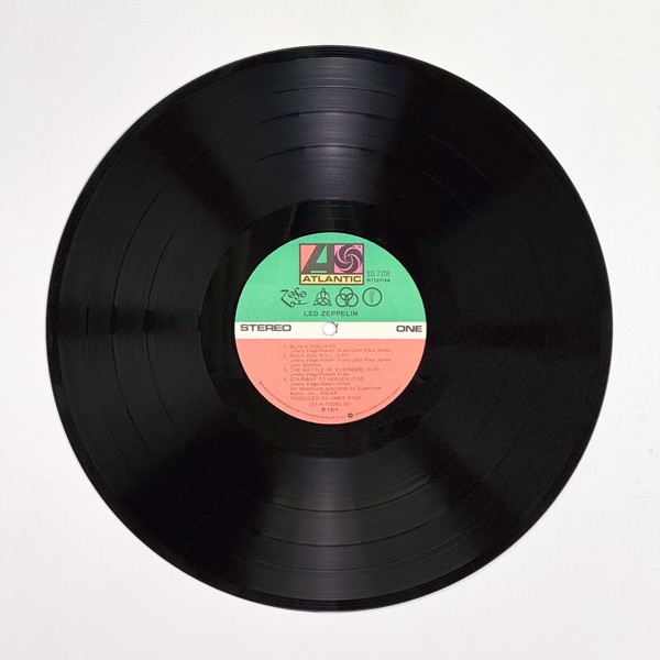 Front of the record Untitled by Led Zeppelin