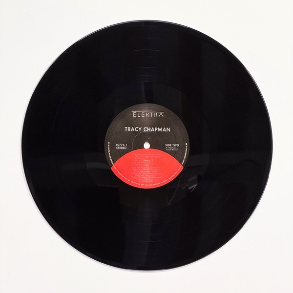 Back of the record Tracy Chapman by Tracy Chapman