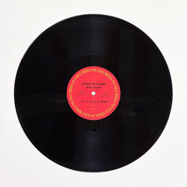 Back of the record Blonde On Blonde by Bob Dylan