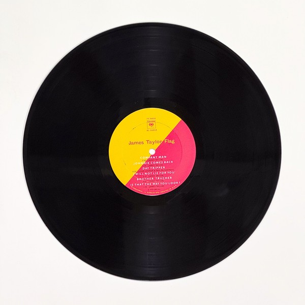 Front of the record Flag by James Taylor